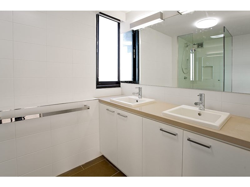 141/333 Beaconsfield Parade, St Kilda VIC 3182