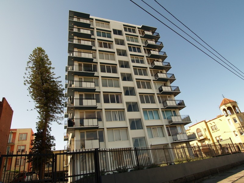 9B/21 Esplanade, St Kilda VIC 3182