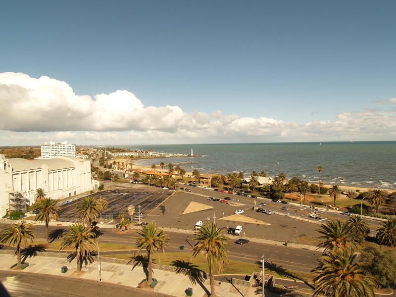 9B/21 Esplanade, St Kilda VIC 3182