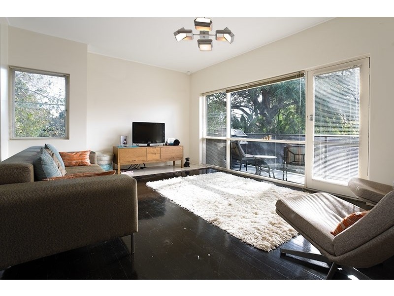 10/10 Tennyson Street, St Kilda VIC 3182