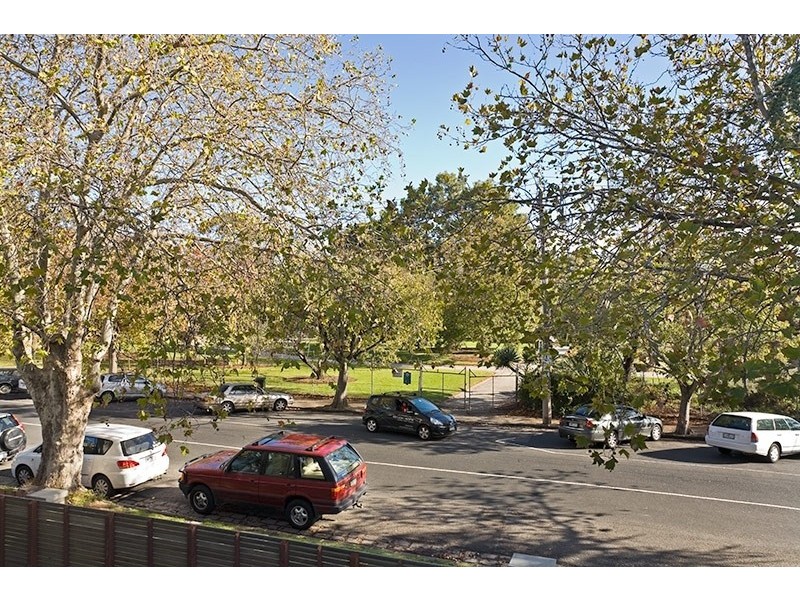 10/10 Tennyson Street, St Kilda VIC 3182