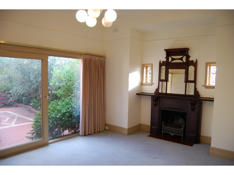 51 Milton Street, Elwood VIC 3184