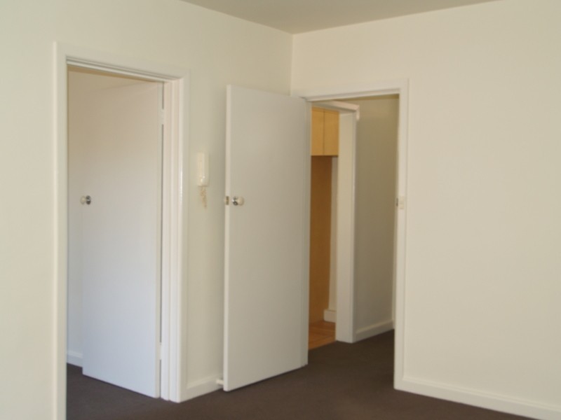 4/35 Jackson Street, St Kilda VIC 3182