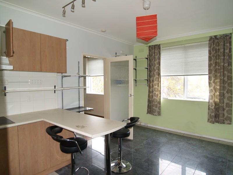 14/50 Carlisle Street, St Kilda VIC 3182