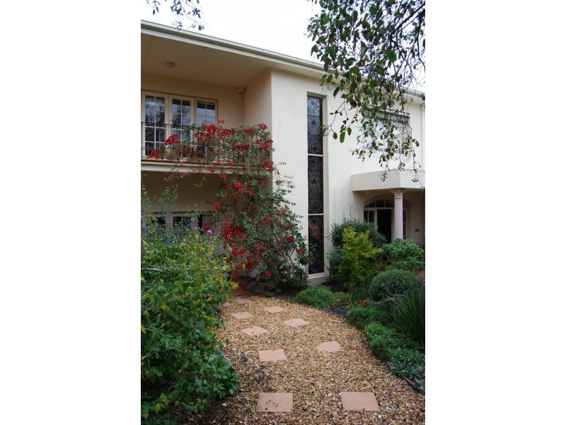 16 Campbell Street, Brighton VIC 3186