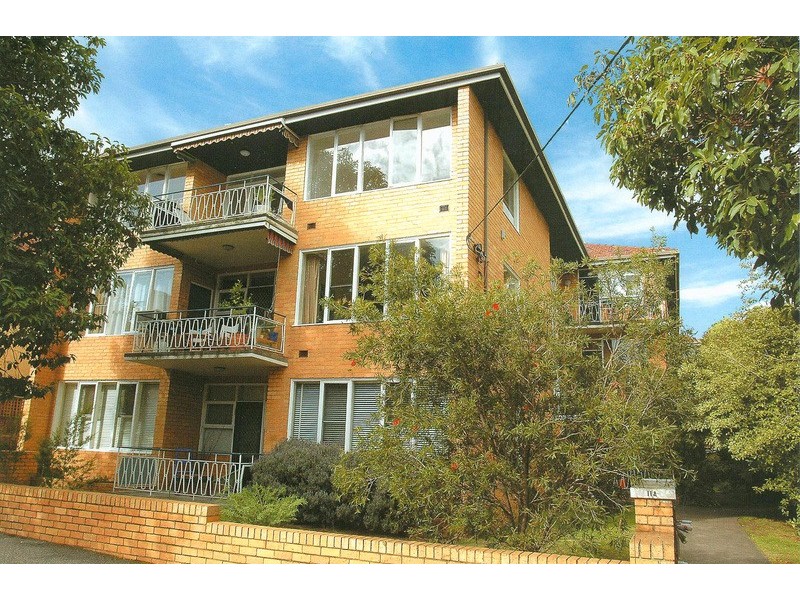 3/11a Milton Street, Elwood VIC 3184
