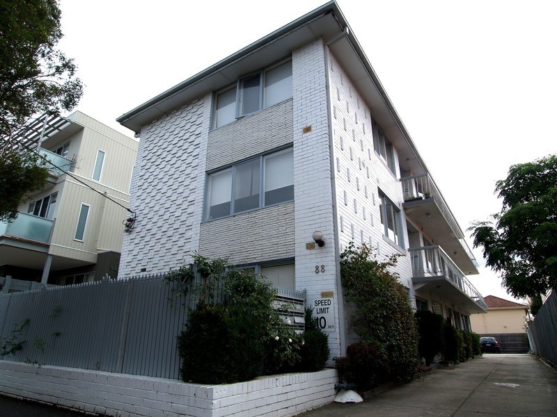 8/88 Grosvenor Street, St Kilda East VIC 3183