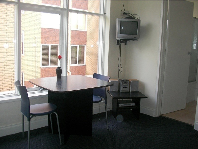 12/82 Grey Street, St Kilda VIC 3182