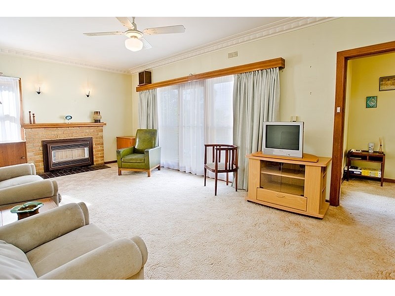 25 Nancy Street, Cheltenham VIC 3192