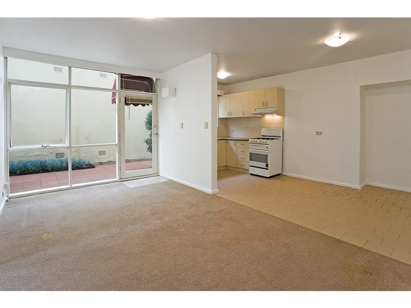 1/28 Jackson Street, St Kilda VIC 3182
