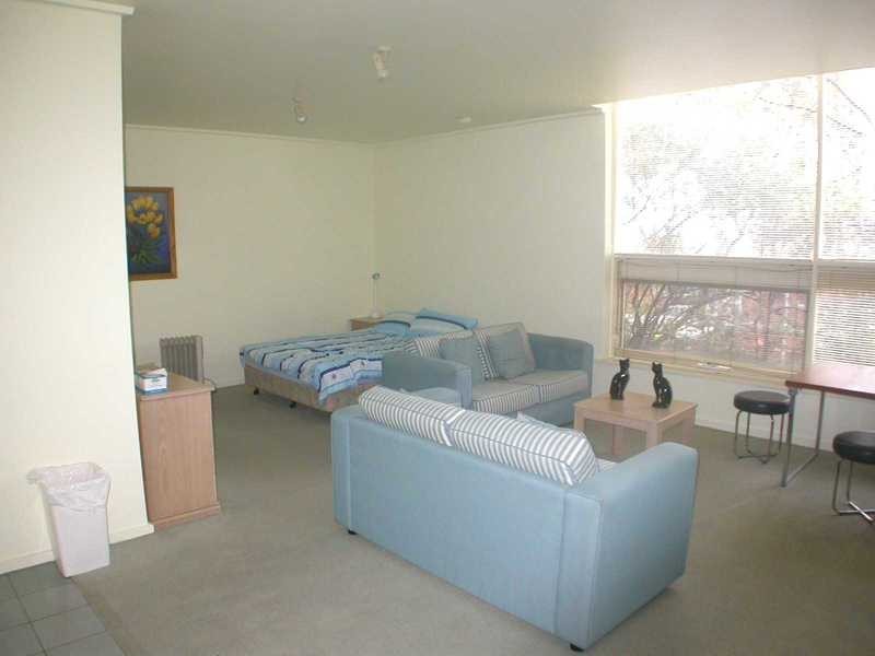 2/92 Grey Street, St Kilda VIC 3182