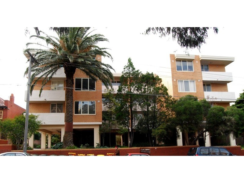 17/76-80 Grey Street, St Kilda VIC 3182