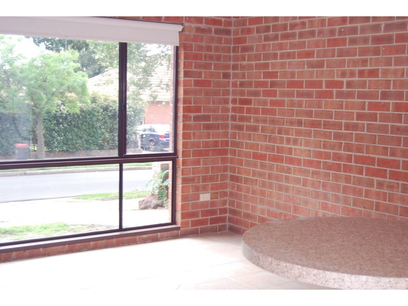 8 Fintonia Street, Oakleigh VIC 3166