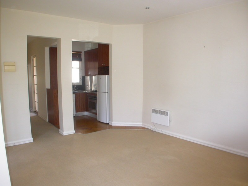 2/236 Canterbury Road, St Kilda VIC 3182