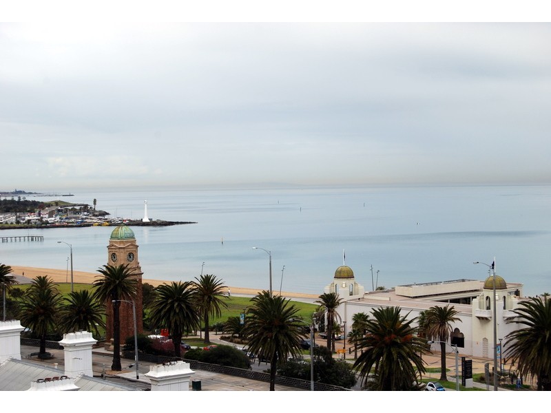71/8-10 Esplanade, St Kilda VIC 3182