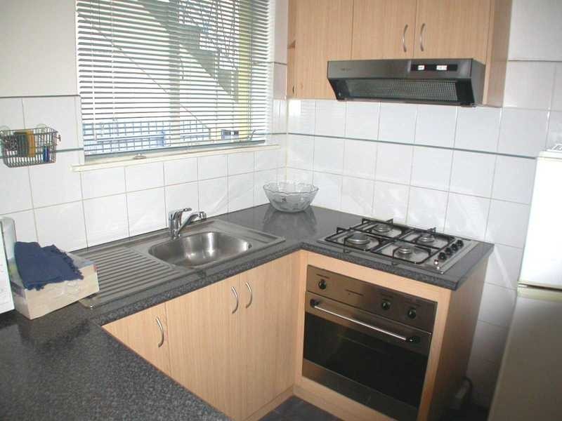 2/5 Burnett Street, St Kilda VIC 3182