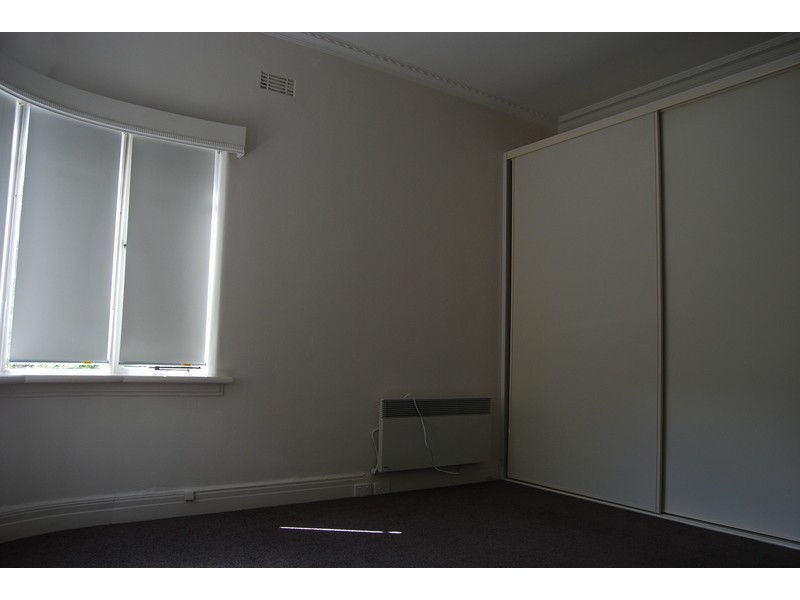 1/40 Barkly Street, St Kilda VIC 3182