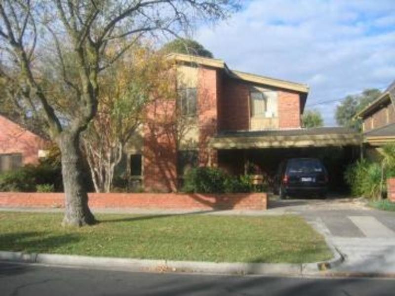 4 Clinton Street, Brighton East VIC 3187