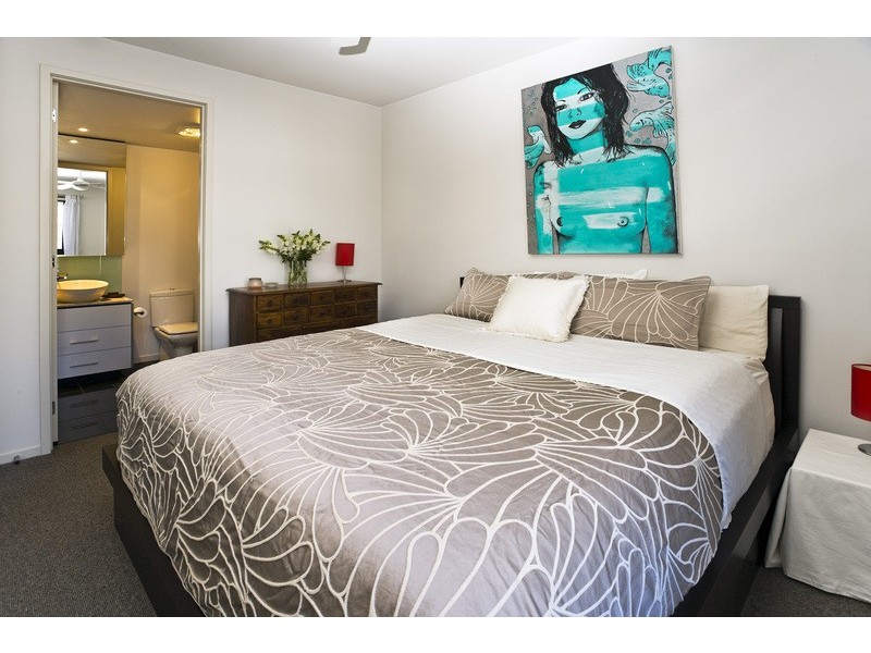 25/220 Barkly Street, St Kilda VIC 3182
