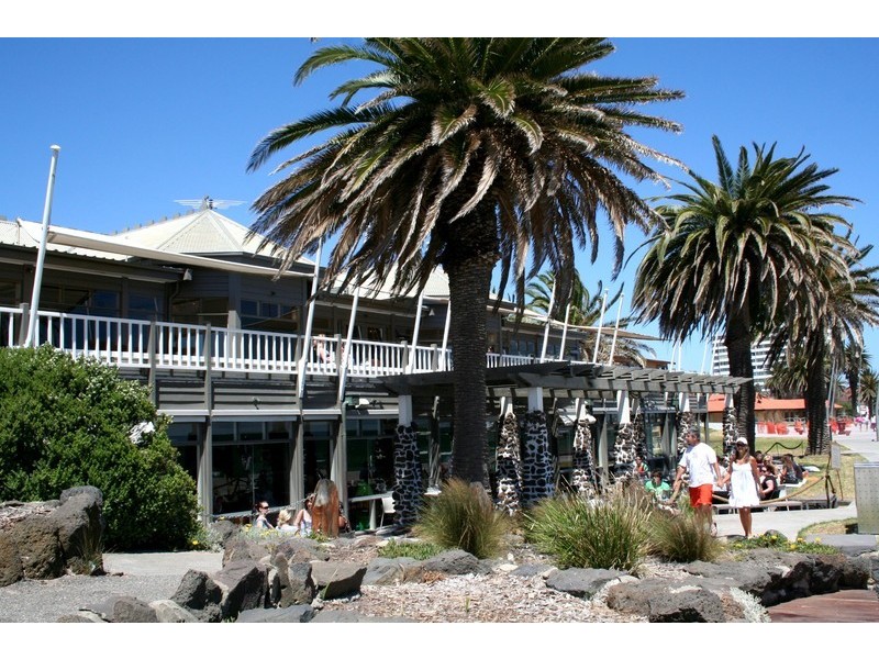 40/10 Acland Street, St Kilda VIC 3182