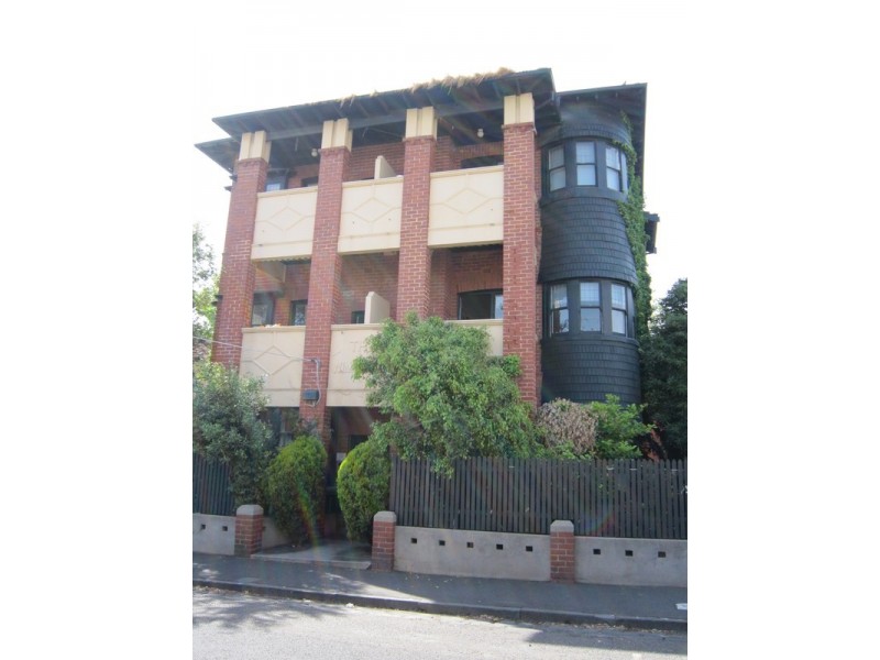 4/11 Wimmera Place, St Kilda VIC 3182