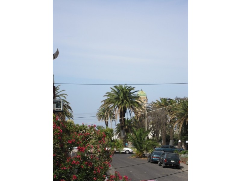 4/11 Wimmera Place, St Kilda VIC 3182