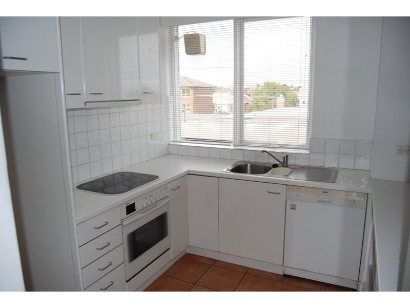 15/321 Beaconsfield Parade, St Kilda VIC 3182