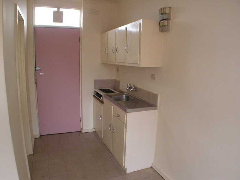 12/2 Dalgety Street, St Kilda VIC 3182