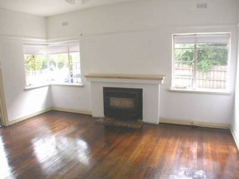 1/16 Charnwood Road, St Kilda VIC 3182