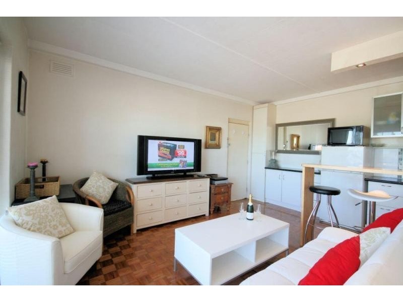 208/363 Beaconsfield Parade, St Kilda VIC 3182