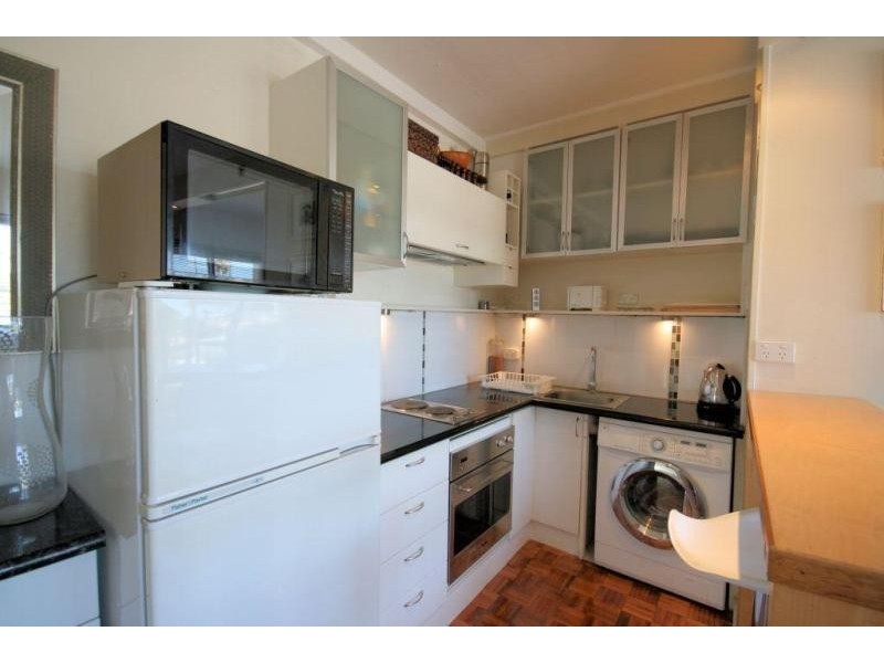 208/363 Beaconsfield Parade, St Kilda VIC 3182