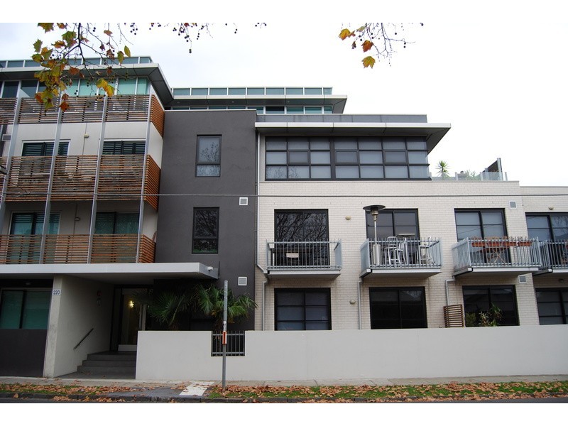 33/220 Barkly Street, St Kilda VIC 3182