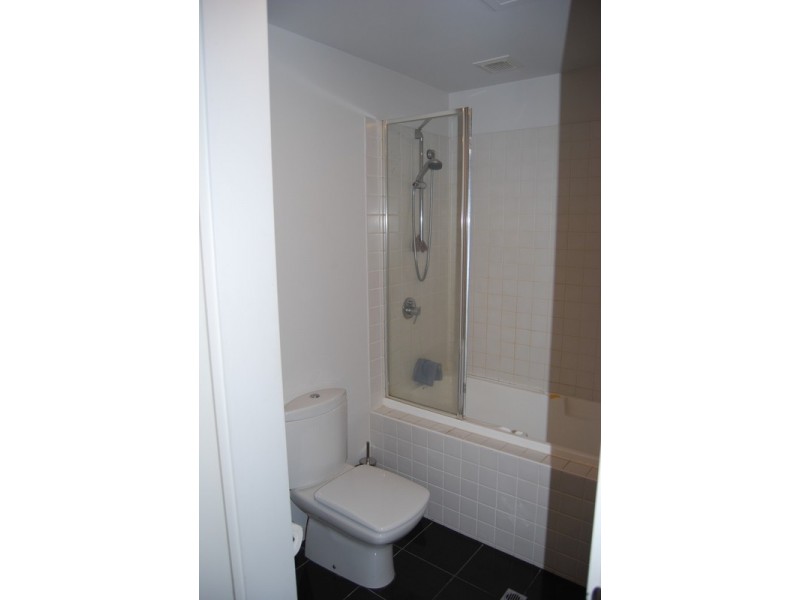 33/220 Barkly Street, St Kilda VIC 3182