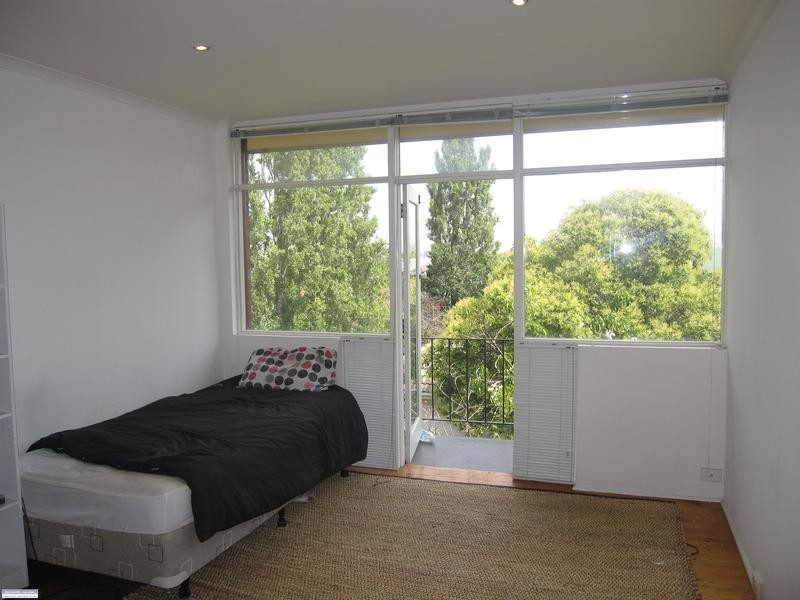 15/33 Grey Street, St Kilda VIC 3182