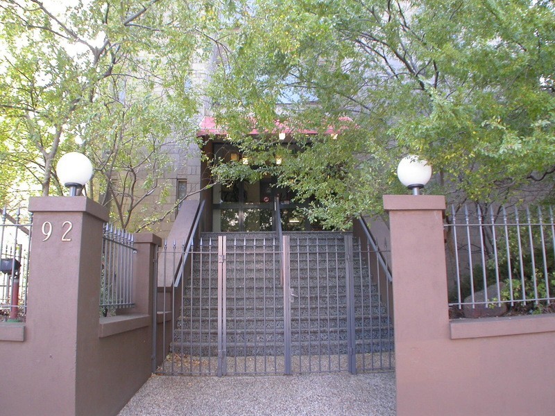 30/92 Grey Street, St Kilda VIC 3182