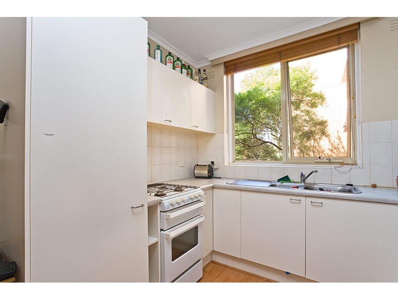 8/76-80 Grey Street, St Kilda VIC 3182