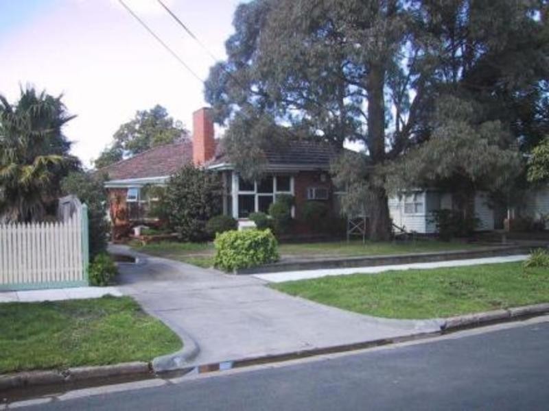 40 Elimatta Road, Carnegie VIC 3163