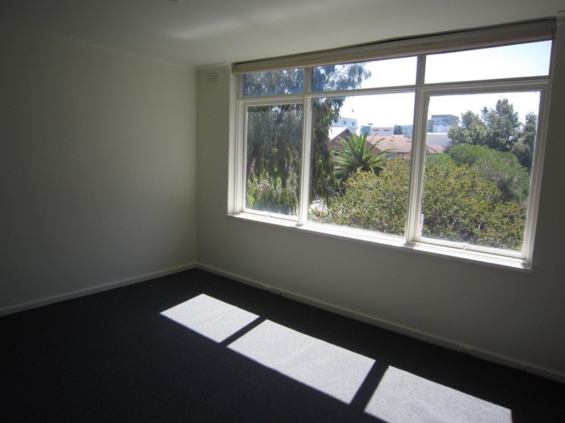 12/2 Dalgety Street, St Kilda VIC 3182