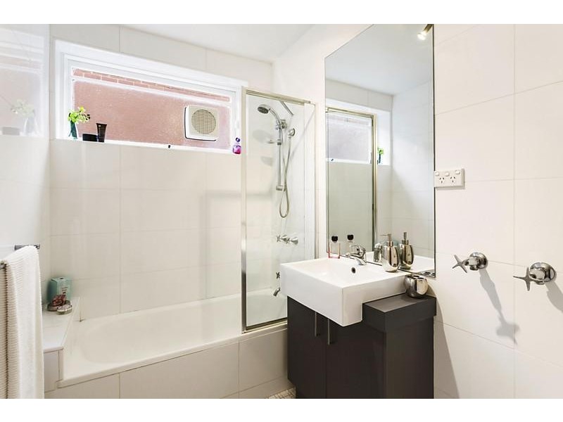 7/66 Park Street, St Kilda VIC 3182