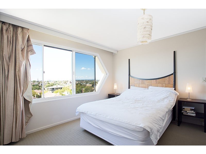 92/8-10 The Esplanade, St Kilda VIC 3182