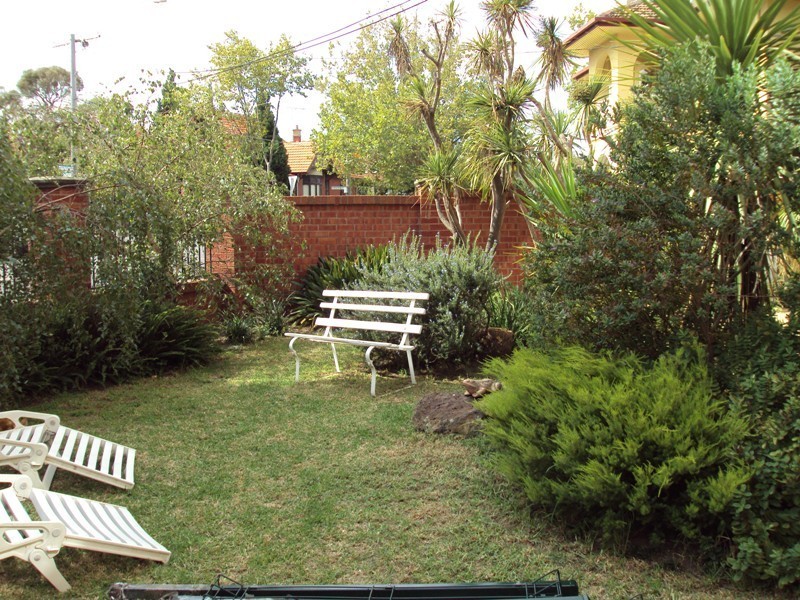 2/43 Milton Street, Elwood VIC 3184