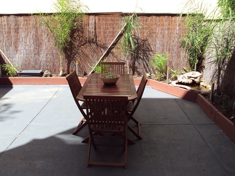 1/15 Acland Street, St Kilda VIC 3182