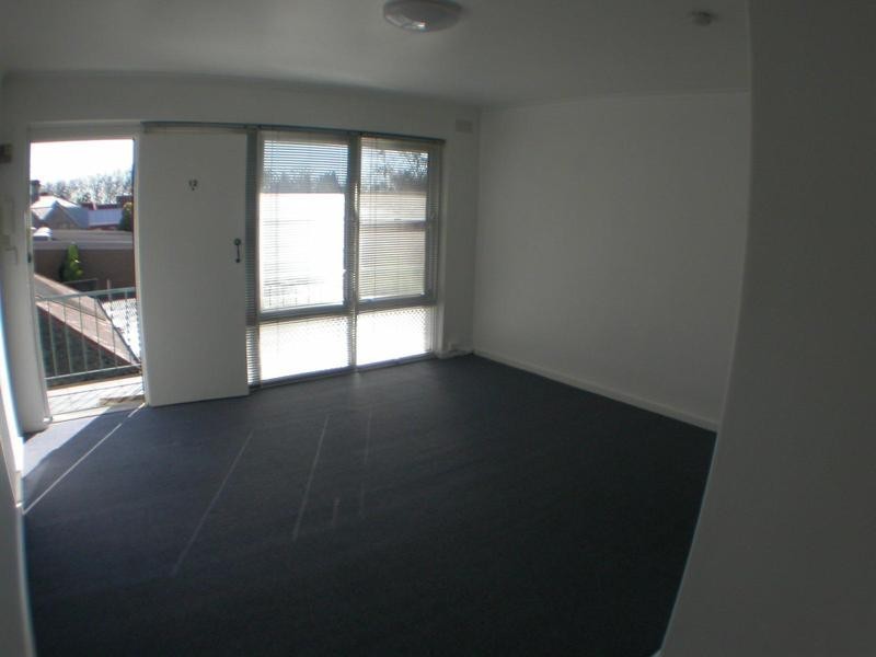 12/4 Park Street, St Kilda VIC 3182