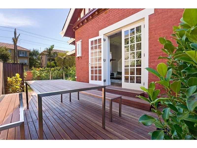 17B Robe Street, St Kilda VIC 3182