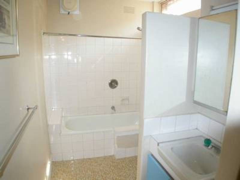 9/46 Orrong Crescent, Caulfield North VIC 3161