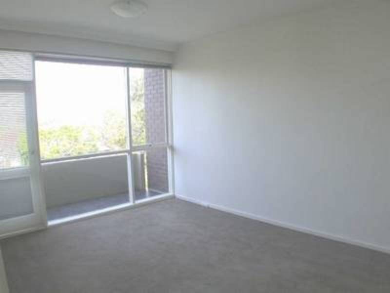 3/2 Hertford Street, St Kilda East VIC 3183