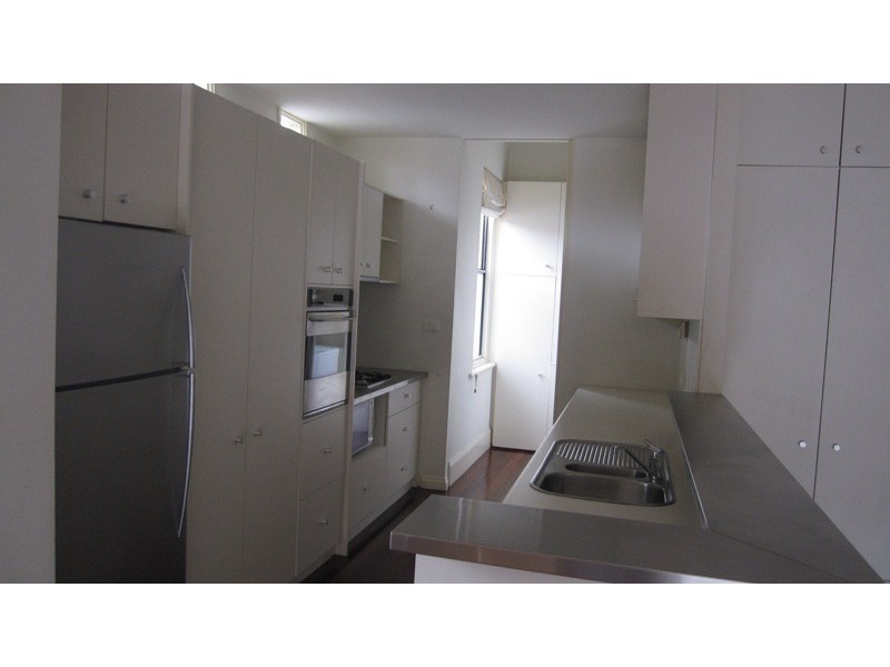 183 Ormond Road, Elwood VIC 3184