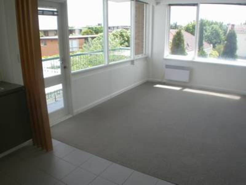 4/22 Selwyn Avenue, Elwood VIC 3184