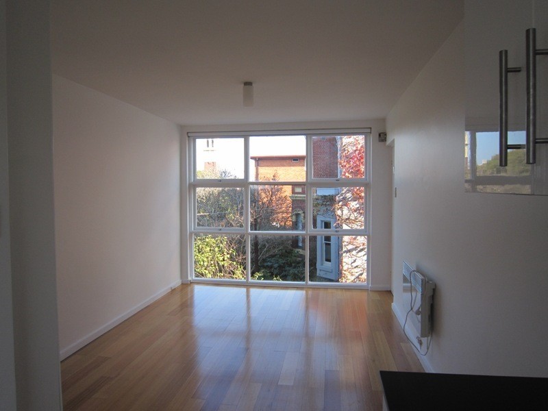 3/10 Gurner Street, St Kilda VIC 3182