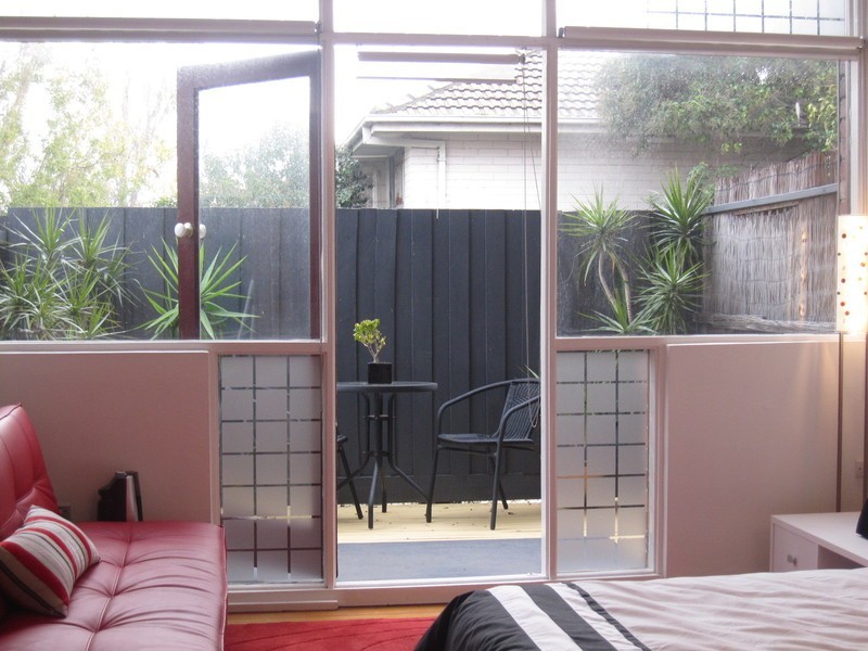 9/33 Grey Street, St Kilda VIC 3182